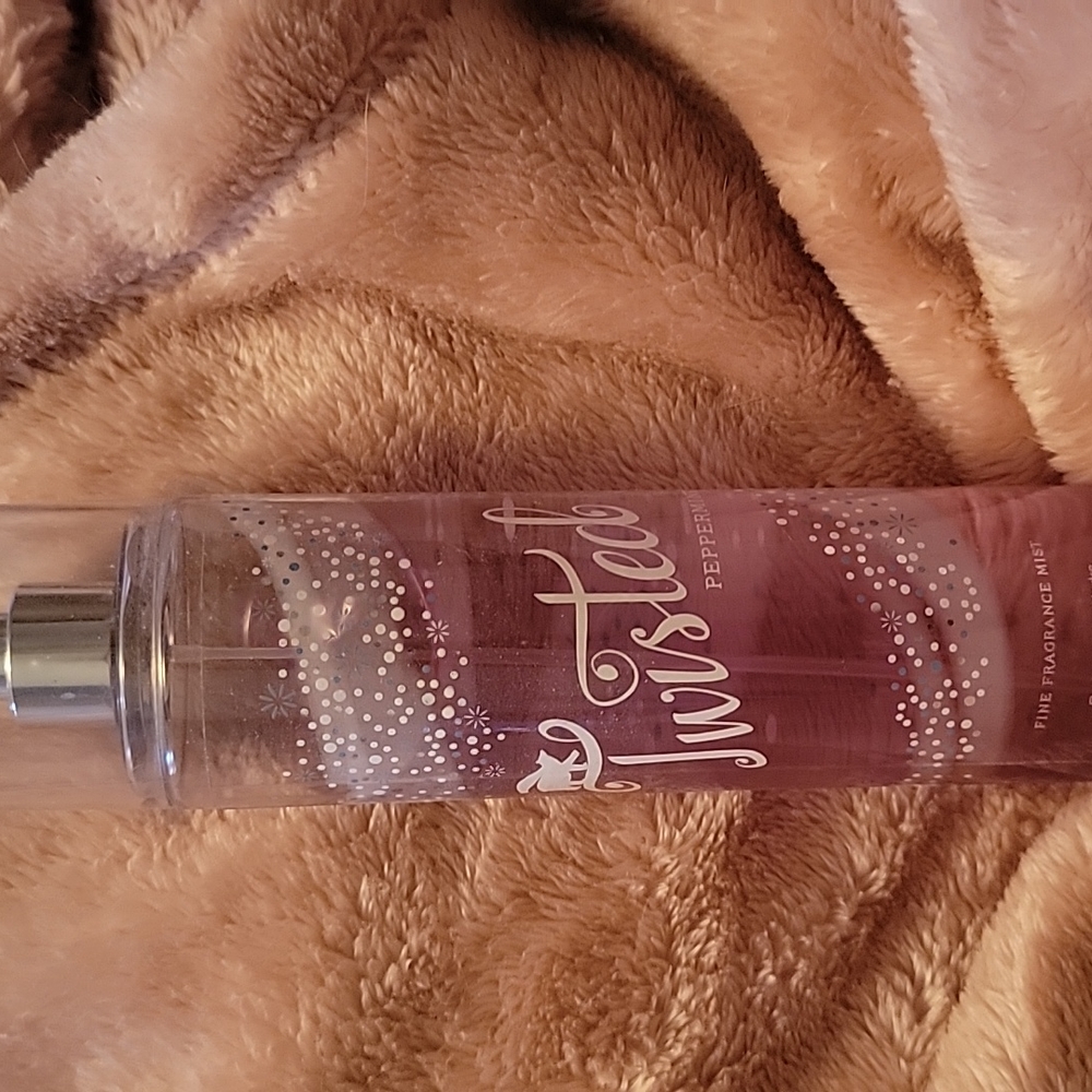 Twisted Peppermint body spray Bath and Body Works